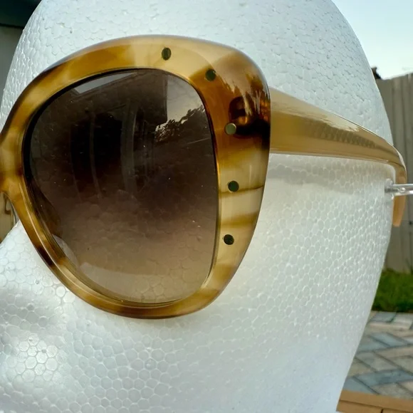 Bottega Veneta Sunglasses - Picture 3 of 3